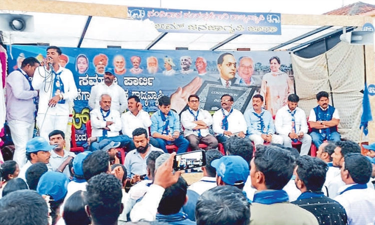 ಜೆಸಿಬಿ ಪಕ್ಷಗಳಿಂದ ಕರ್ನಾಟಕ ರಾಜ್ಯಕ್ಕೆ ಕುತ್ತು