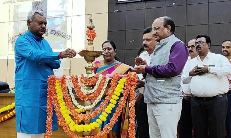 ಯೋಜನೆಗಳ ಯಶಸ್ಸಿಗೆ ಅಧಿಕಾರಿ- ಜನಪ್ರತಿನಿಧಿಗಳ ನಡುವೆ ಸಮನ್ವಯ ಅತ್ಯಗತ್ಯ: ಎಸ್ ಟಿ ಸೋಮಶೇಖರ್