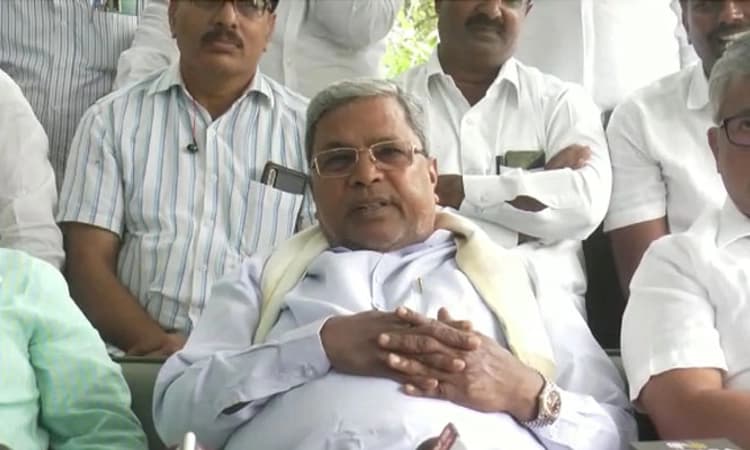 ಕಾಂಗ್ರೆಸ್ ನಲ್ಲಿ ಮತ್ತೆ ಮೊಳಗಿದ ‘ಸಿದ್ದು ಸಿಎಂ’ ಘೋಷಣೆ