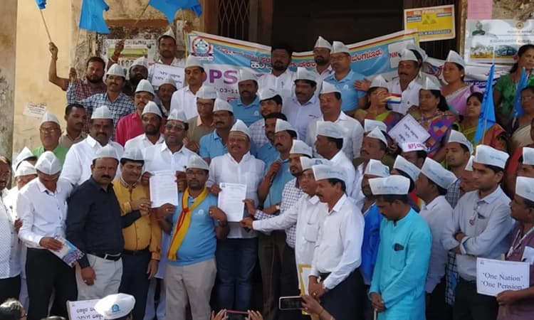 ಕಾಂಗ್ರೆಸ್ ಸರ್ಕಾರ ಅಧಿಕಾರಕ್ಕೆ ಬಂದರೆ ಎನ್‌ಪಿಎಸ್ ರದ್ದು: ಡಾ।ಚಂದ್ರಶೇಖರ್ ಪಾಟೀಲ್