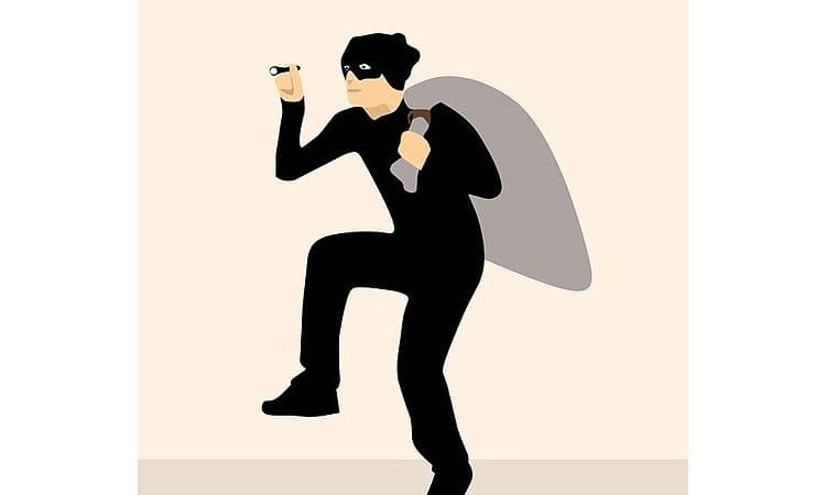 ಉಡುಪಿ: ಸರಣಿ ಕಳ್ಳತನ; ಆರು ಅಂಗಡಿಗಳಿಗೆ ಕನ್ನ