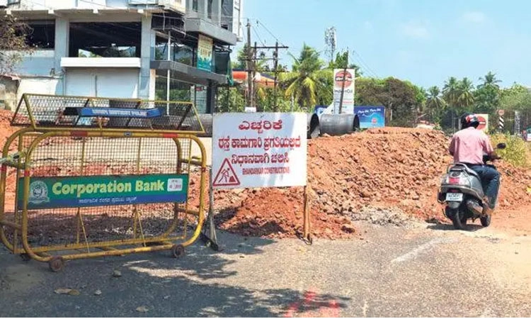 ಘನ ವಾಹನ ಸಂಚಾರದಿಂದ ಟ್ರಾಫಿಕ್‌ ದಟ್ಟಣೆ ಹೆಚ್ಚಳ; ಇಂದ್ರಾಳಿ ರಸ್ತೆ ಕಾಮಗಾರಿ