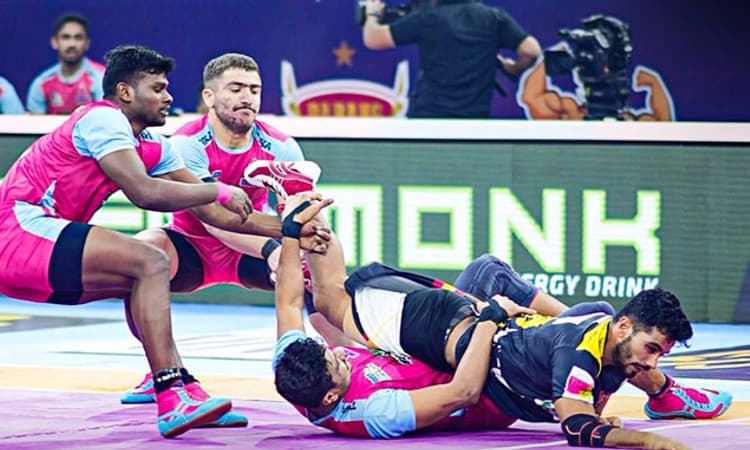 ವಿಕಾಸ್‌ ಸೂಪರ್‌ ರೈಡ್‌ ಬೆಂಗಳೂರು ಬುಲ್ಸ್‌  ಅಗ್ರಸ್ಥಾನ ಗಟ್ಟಿ