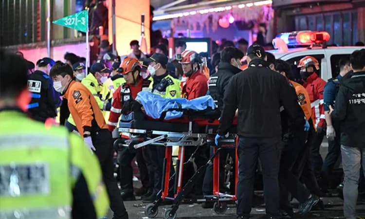 ದಕ್ಷಿಣ ಕೊರಿಯಾ : ಹ್ಯಾಲೋವಿನ್ ಉತ್ಸವದಲ್ಲಿ ಕಾಲ್ತುಳಿತ, 149 ಸಾವು,150 ಹೆಚ್ಚು ಮಂದಿಗೆ ಗಾಯ