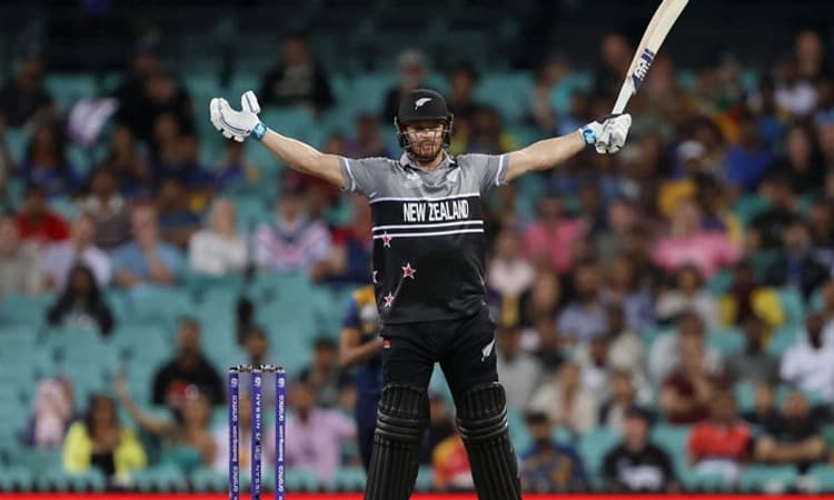 ಗ್ಲೆನ್ ಫಿಲಿಪ್ಸ್ ಭರ್ಜರಿ ಶತಕ; ಕಿವೀಸ್ ದಾಳಿಗೆ ಕಂಗಾಲಾದ ಶ್ರೀಲಂಕಾ