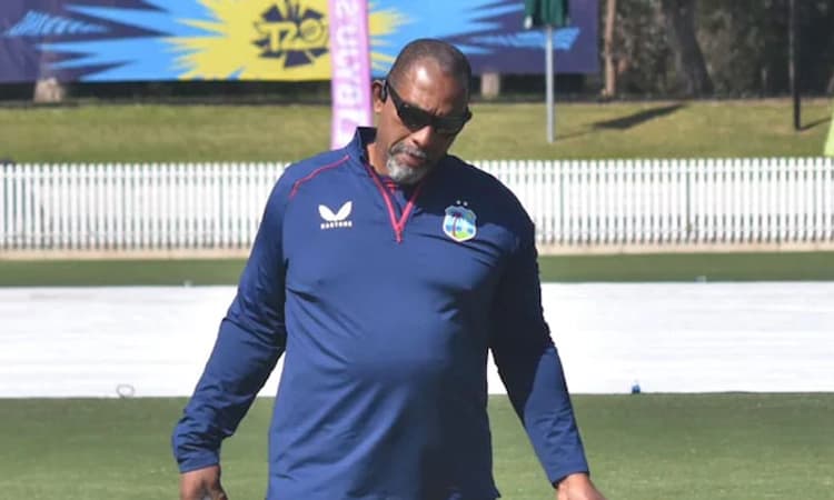 ವಿಶ್ವಕಪ್ ನಲ್ಲಿ ವಿಂಡೀಸ್ ಗೆ ಆಘಾತ; ಕೋಚ್ ಹುದ್ದೆಯಿಂದ ಕೆಳಗಿಳಿದ ಫಿಲ್ ಸಿಮನ್ಸ್