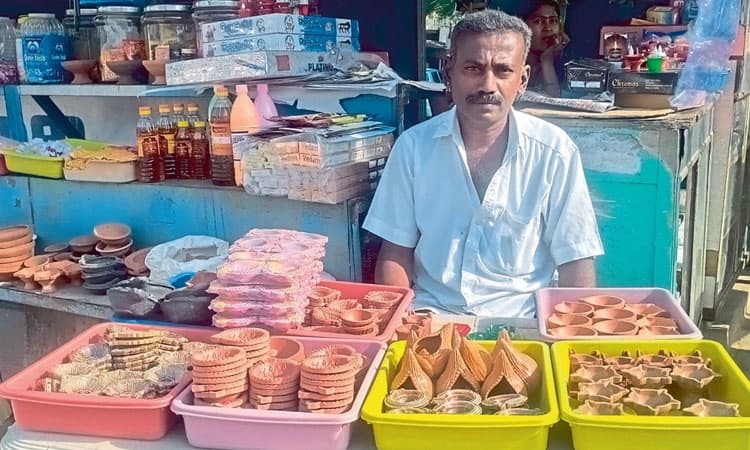 ದೀಪಾವಳಿ ಹಣತೆಗಳಿಗೆ ಆಧುನಿಕ ಸ್ಪರ್ಶ