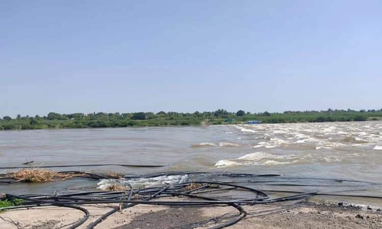 ಮಹಾರಾಷ್ಟ್ರ ಮಳೆ; ವಿಜಯಪುರ ಜಿಲ್ಲೆಯ ಕೃಷ್ಣಾ-ಭೀಮಾ ನದಿಯಲ್ಲಿ ಪ್ರವಾಹ