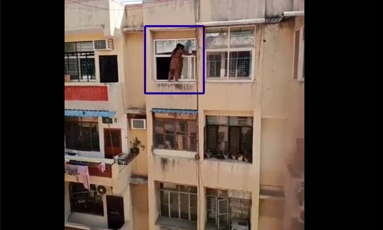 ದೀಪಾವಳಿಗೆ ಮಹಿಳೆಯಿಂದ ಮನೆ ಸ್ವಚ್ಛತೆ ; ವಿಡಿಯೋ ವೈರಲ್