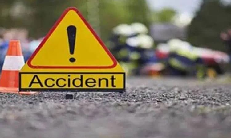 ಲಾರಿ-ಬೈಕ್‌ ಢಿಕ್ಕಿ: ಯುವಕರಿಬ್ಬರ ಸಾವು