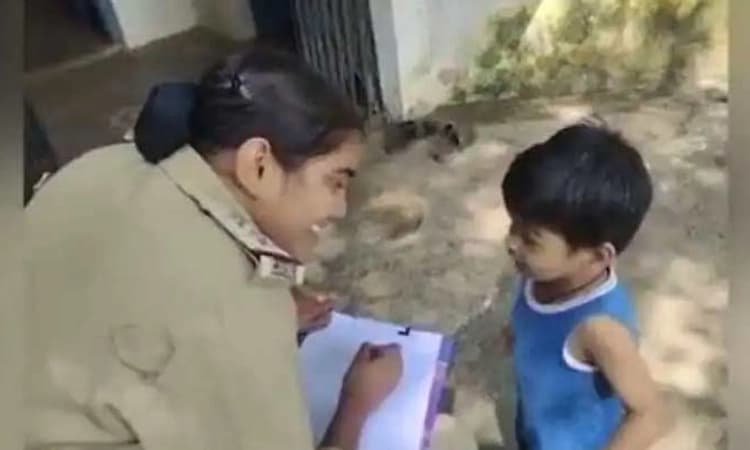 ಠಾಣೆಗೆ ಹೋಗಿ ಅಮ್ಮನ ವಿರುದ್ಧ ದೂರು ಕೊಟ್ಟ 3 ವರ್ಷದ ಬಾಲಕ!ವಿಡಿಯೋ ನೋಡಿ ಸಚಿವರಿಂದ ಉಡುಗೊರೆ