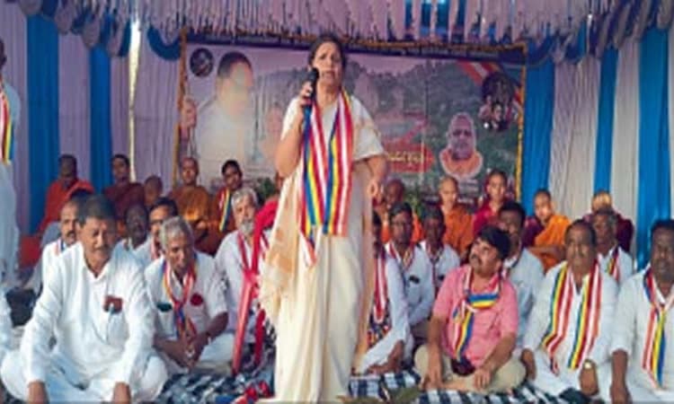 ಬೌದ್ಧ ಧಮ್ಮ ಕೊಡುಗೆ ಅಪಾರ; 22 ಪ್ರತಿಜ್ಞೆ ಪಾಲಿಸಿ: ರಮಾತಾಯಿ