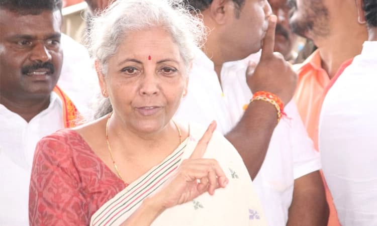 ಅಸಮರ್ಪಕ ಕೆರೆಗಳ ನಿರ್ವಹಣೆಗೆ ಕೇಂದ್ರ ಸಚಿವೆ ಅಸಮಾಧಾನ