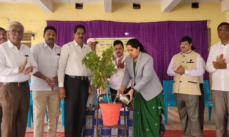 ರಬಕವಿ-ಬನಹಟ್ಟಿ: ವ್ಯಸನಮುಕ್ತ ಸಮಾಜ ನಿರ್ಮಾಣ ಮಾಡುವಲ್ಲಿ ಪ್ರತಿಯೊಬ್ಬರ ಪಾತ್ರ ಮುಖ್ಯ