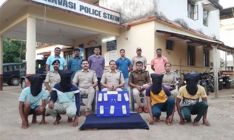 ಶಿರಸಿ: ಮನೆಗಳಲ್ಲಿ ಕಳ್ಳತನ ಮಾಡುತ್ತಿದ್ದ ನಾಲ್ವರು ಕಳ್ಳರ ಬಂಧನ