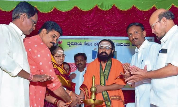 ವಿಎಸ್‌ಎಸ್‌ಎನ್‌ನಿಂದ 730ರೈತರಿಗೆ ಸಾಲ: ಪಾಟೀಲ