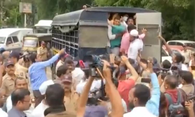 ಪುಣೆಯಲ್ಲಿ ಪಾಕಿಸ್ಥಾನ್ ಜಿಂದಾಬಾದ್ ಘೋಷಣೆ : ಹಲವರ ಬಂಧನ