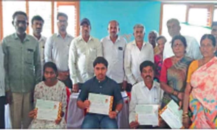 ರಾಸುಗಳಿಗೆ ತಪ್ಪದೇ ಕಾಲುಬಾಯಿ ಜ್ವರದ ಲಸಿಕೆ ಹಾಕಿಸಿ