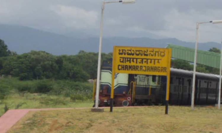 ಚಾಮರಾಜನಗರ: ಸಾಲ ತೀರಿಸಲಾಗದೇ ಮಗನನ್ನೇ ಮಾರಿದ ತಂದೆ