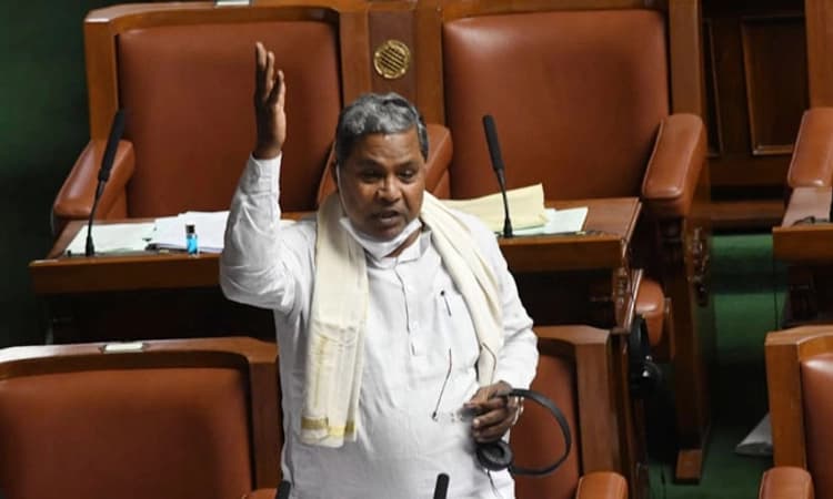 ಸಚಿವರೇ ರಾಜ್ಯದಲ್ಲಿ ಕುರಿ, ಮೇಕೆ ಎಷ್ಟಿದೆ ಗೊತ್ತೇನ್ರೀ ? : ಸಿದ್ದರಾಮಯ್ಯ ಪ್ರಶ್ನೆ