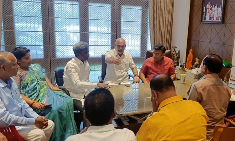 ಉತ್ತರ ಕನ್ನಡ ಜಿಲ್ಲೆಗೆ ಮಲ್ಟಿ ಸ್ಪೆಷಾಲಿಟಿ ಆಸ್ಪತ್ರೆ : ಅರೋಗ್ಯ ಸಚಿವರ ಜೊತೆ ಸಭೆ