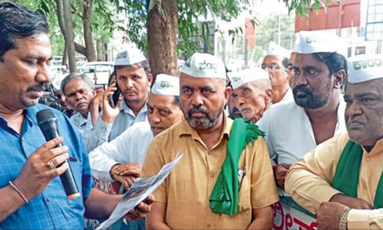 ಜಲಸಂಪನ್ಮೂಲ ಸಚಿವ ಕಾರಜೋಳ ಹೇಳಿಕೆಗೆ ಆಕ್ರೋಶ