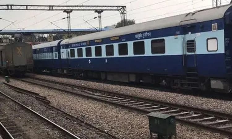 ರೈಲು ನಿಲ್ದಾಣ, ರೈಲುಗಳಲ್ಲಿ ಕಳವು ದುಪ್ಪಟ್ಟು