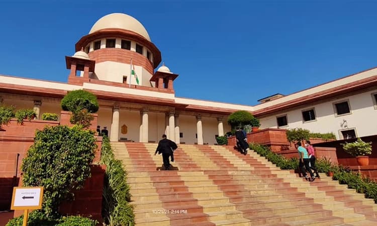 ಏಕರೂಪದ ಸಮವಸ್ತ್ರ ಪದ್ಧತಿ: ಪಿಐಎಲ್‌ ತಳ್ಳಿಹಾಕಿದ ಸುಪ್ರೀಂ ಕೋರ್ಟ್‌