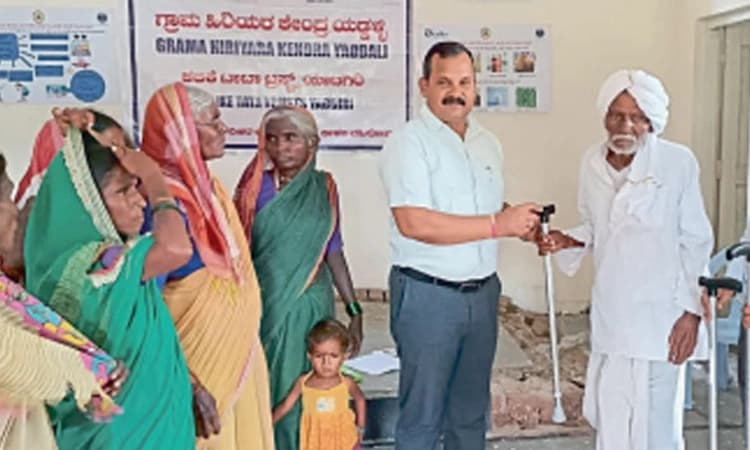 ಹಿರಿಯರ ಕೇಂದ್ರಕ್ಕೆ ಸಿಇಒ ಭೇಟಿ