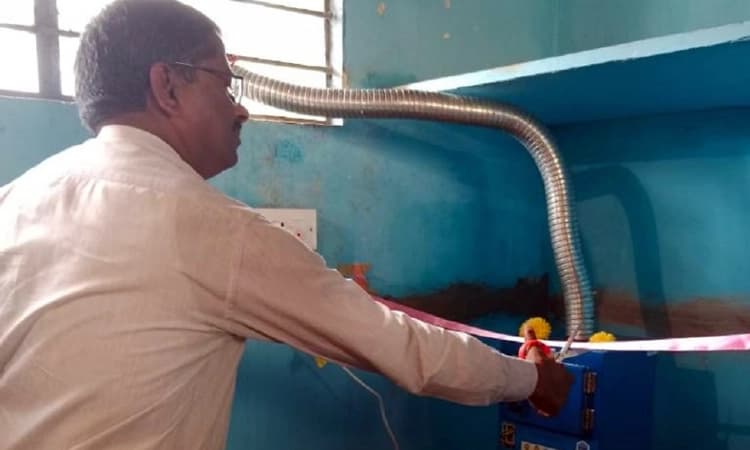 ಹುಣಸೂರು : ತಾವು ಗಳಿಸಿದ್ದರಲ್ಲಿ ಉಳಿಸಿ ಅಮ್ಮನ ಹೆಸರಲ್ಲಿ ಕೊಡುಗೆ ನೀಡುವ ಸತ್ಯಾನಂದರಾವ್