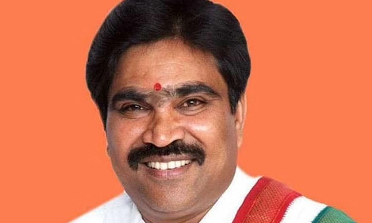 ಮಂತ್ರಿ ಮಾಡ್ತೀನಿ ಎಂದು ಹೇಳಿ ಮಾತು ತಪ್ಪಿದ್ದೀರಿ: ಸ್ವಪಕ್ಷದ ವಿರುದ್ಧ ಆರ್.ಶಂಕರ್ ಆಕ್ರೋಶ