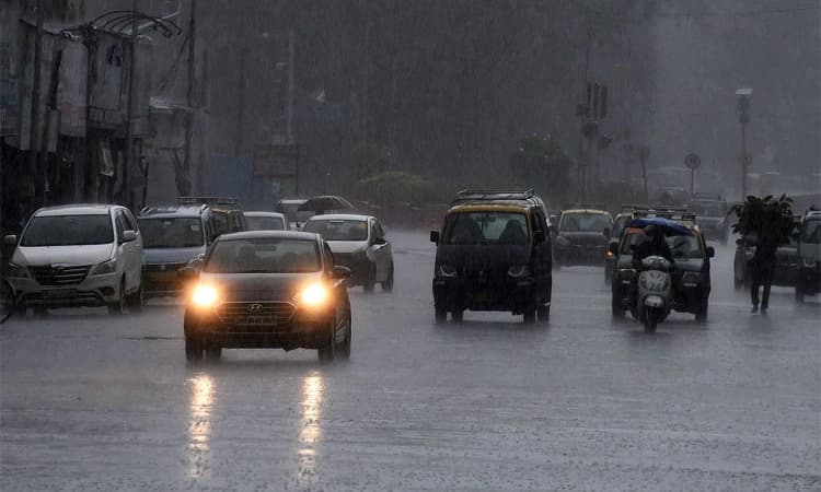 ಆಂಧ್ರದಲ್ಲಿ ಮನೆಗಳು, ಹೆದ್ದಾರಿ ಜಲಾವೃತ; ಮಹಾರಾಷ್ಟ್ರದ 3 ಜಿಲ್ಲೆಗಳಿಗೆ ಆರೆಂಜ್‌ ಅಲರ್ಟ್‌