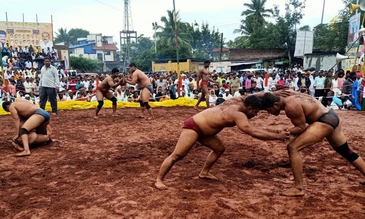 ಮನಗೆದ್ದ ರಾಷ್ಟ್ರ ಮಟ್ಟದ ಜಂಗಿ ನಿಕಾಲಿ ಕುಸ್ತಿಗಳು