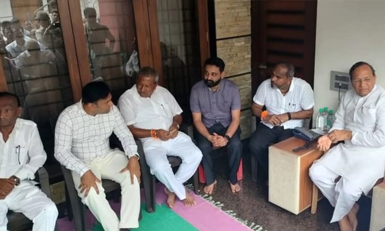 ಉಮೇಶ್ ಕತ್ತಿ ಜೀವನದ ಕುರಿತು ಪುಸ್ತಕ ಹೊರತರಬೇಕು: ಅರುಣ್ ಸಿಂಗ್