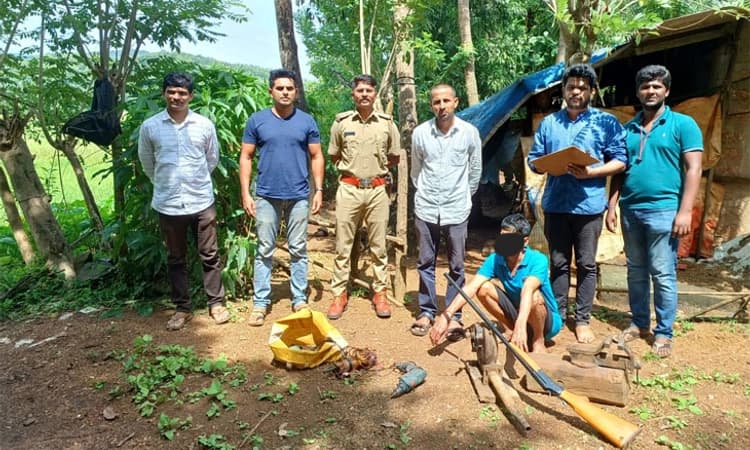 ಕಾರವಾರ: ನಾಡ ಬಂದೂಕು ತಯಾರಿಸುತ್ತಿದ್ದವನ ಬಂಧನ