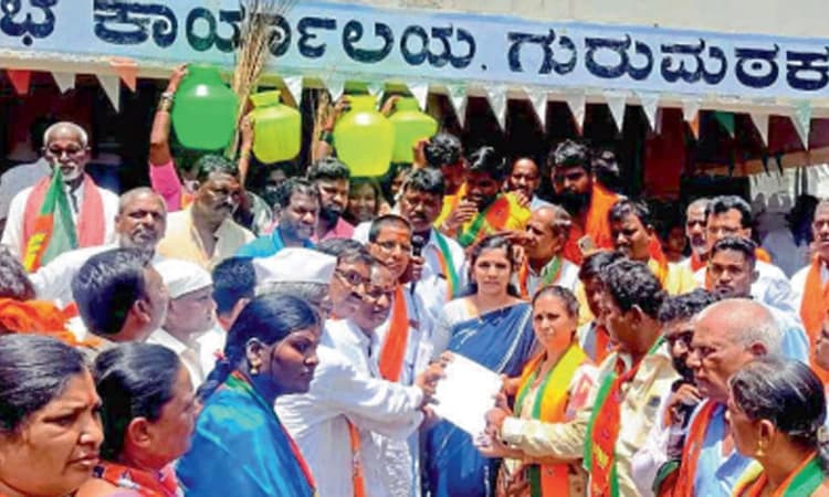 ಶುದ್ದ ನೀರು ಪೂರೈಕೆಗೆ ಒತ್ತಾಯಿಸಿ ಪ್ರತಿಭಟನೆ