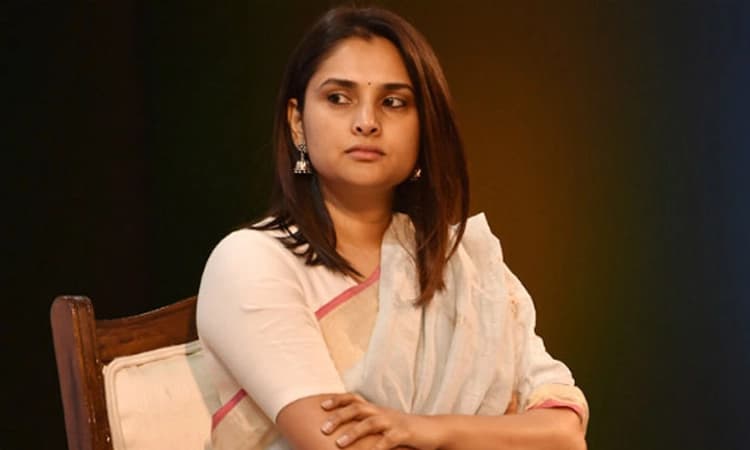 ರಿಯಲ್ ಎಸ್ಟೇಟ್ ಉದ್ಯಮಿಗಳಿಗೆ ಯಾಕೆ ಎಲೆಕ್ಷನ್ ಟಿಕೆಟ್ ಸಿಗುತ್ತದೆ? ಒಮ್ಮೆ ಯೋಚಿಸಿ: ರಮ್ಯಾ