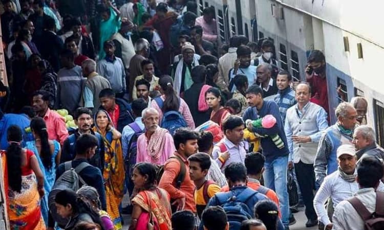 ಭಾರತದಲ್ಲಿ 24ಗಂಟೆಯಲ್ಲಿ 7,219 ಕೋವಿಡ್ ಪ್ರಕರಣ ಪತ್ತೆ, 33 ಮಂದಿ ಸಾವು