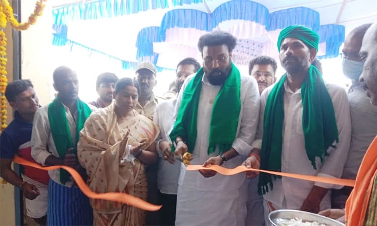 ಮಾತನಾಡಲು ಹೆಚ್ಚಿನ ವಿಷಯವಿದೆ ಆದರೆ ಶಾಸಕರಿದ್ದಾರೆ: ಸಚಿವ ಬಿ.ಶ್ರೀರಾಮುಲು