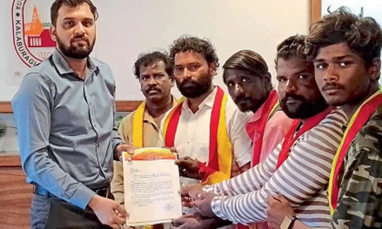 ರಸ್ತೆ ದುರಸ್ತಿ ಮಾಡುವಂತೆ ಜೈ ಕನ್ನಡಿಗರ ಸೇನೆ ಮನವಿ