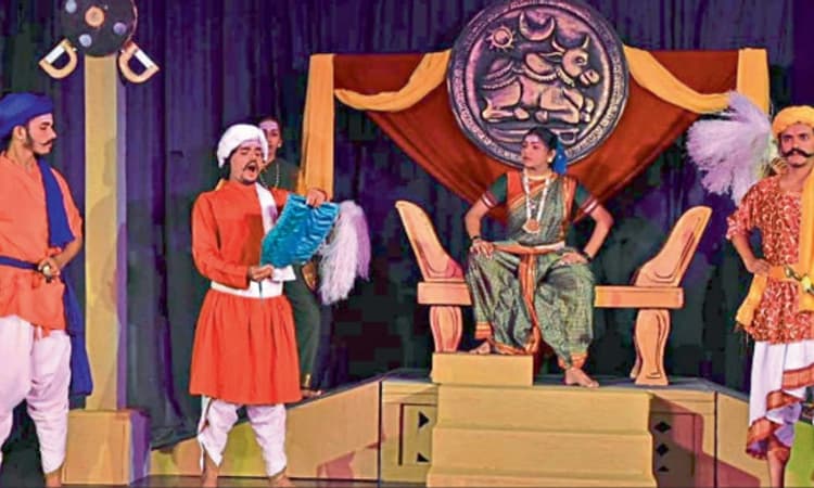 ಸಮಾಜದ ಸೌಹಾರ್ದತೆಗೆ ನಾಟಕ ಪೂರಕ