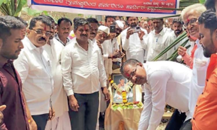 ನಿರುದ್ಯೋಗ ನಿವಾರಣೆಗೆ ಸಕ್ಕರೆ ಕಾರ್ಖಾನೆ ಸ್ಥಾಪನೆ