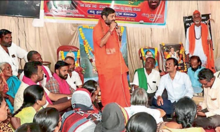 ಹೋರಾಟ ತೀವ್ರ ಗೊಳಿಸಲು ಕಲ್ಯಾಣಶ್ರೀ ಸಲಹೆ