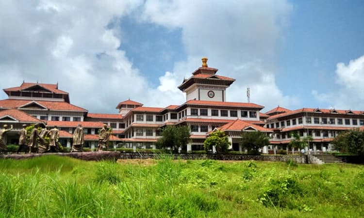 ಕ್ಷಿಪ್ರ ಪ್ರಗತಿಗೆ ಕನಸಷ್ಟೇ ಸಾಲದು ಅನುದಾನ ಬೇಕು