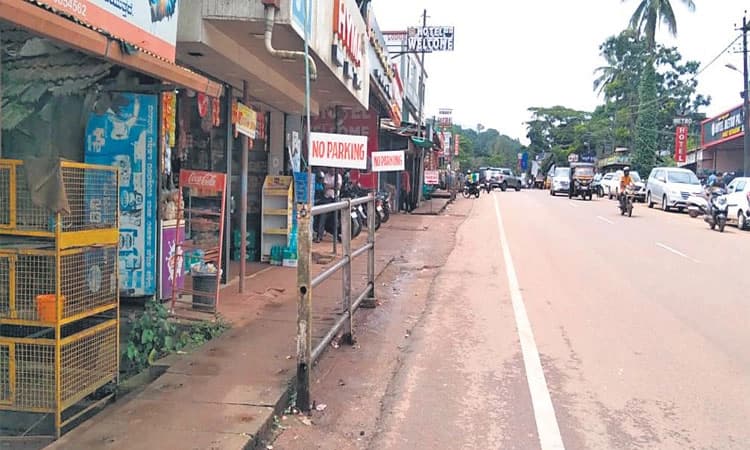 ಸುಳ್ಯ: ಮತ್ತೆ ಒನ್‌ ಸೈಡ್‌ ಪಾರ್ಕಿಂಗ್‌