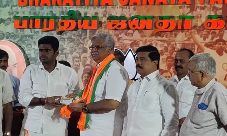 ರಜನಿಕಾಂತ್ ಮಾಜಿ ಸಹವರ್ತಿ ರಾ ಅರ್ಜುನಮೂರ್ತಿ ಮತ್ತೆ ಬಿಜೆಪಿ ಸೇರ್ಪಡೆ