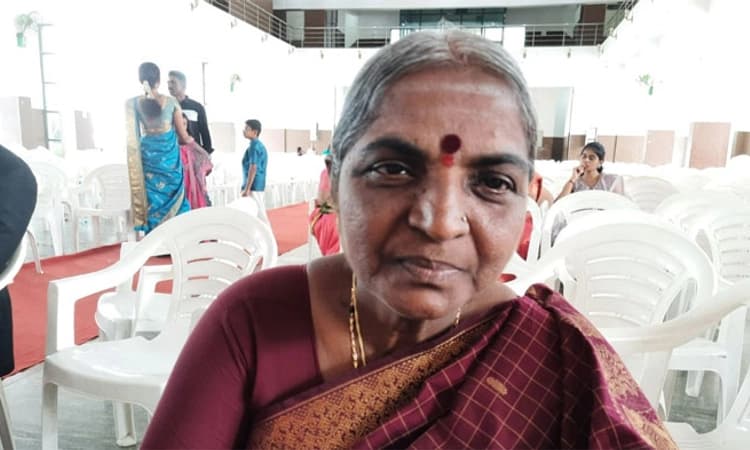 42 ಗ್ರಾಂ ಚಿನ್ನದ ಸರ ಹಿಂದಿರುಗಿಸಿ ಮಹಿಳೆಯ ಪ್ರಾಮಾಣಿಕತೆ