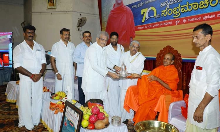 ಮಠಗಳು ಆಯಾ ಧರ್ಮದ ಪ್ರತೀಕ: ಡಾ| ಹೆಗ್ಗಡೆ