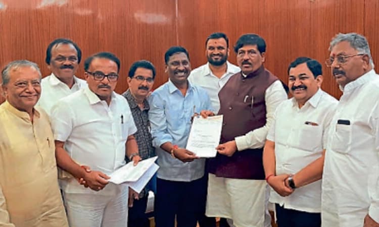 ಕನ್ನಡ ಭವನ ಬಾಕಿ ಕಾಮಗಾರಿಗೆ ಅನುದಾನ ನೀಡಲು ಮನವಿ