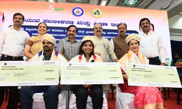 ಕ್ರೀಡಾಪಟುಗಳಿಗೆ ರಾಜ್ಯ ಸರ್ಕಾರದ ಎಲ್ಲಾ ಇಲಾಖೆಯ ಉದ್ಯೋಗದಲ್ಲೂ ಶೇ.2 ಮೀಸಲು: ಸಿಎಂ ಬೊಮ್ಮಾಯಿ